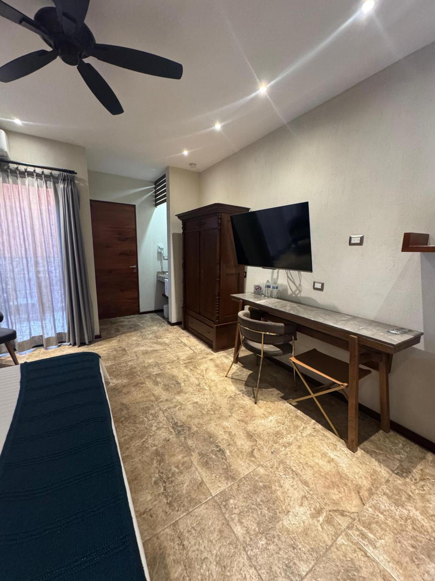 Hotel Arista 1026 San Luis Potosi Ngoại thất bức ảnh